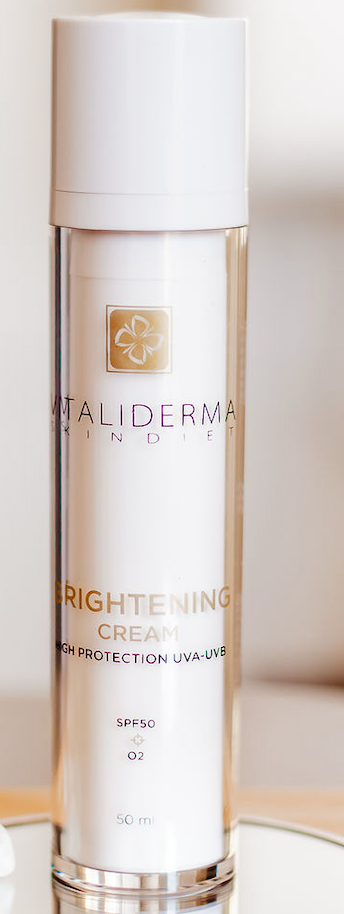 10054 Brightening Cream SPF 50. 50ml